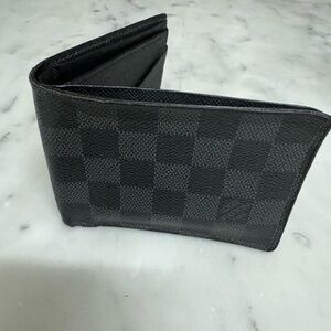 Louis Vuitton men’s wallet